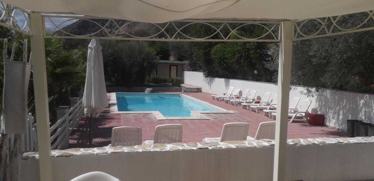 "San Placido Green House" Villa Con Piscina Castel di Iudica Exteriör bild