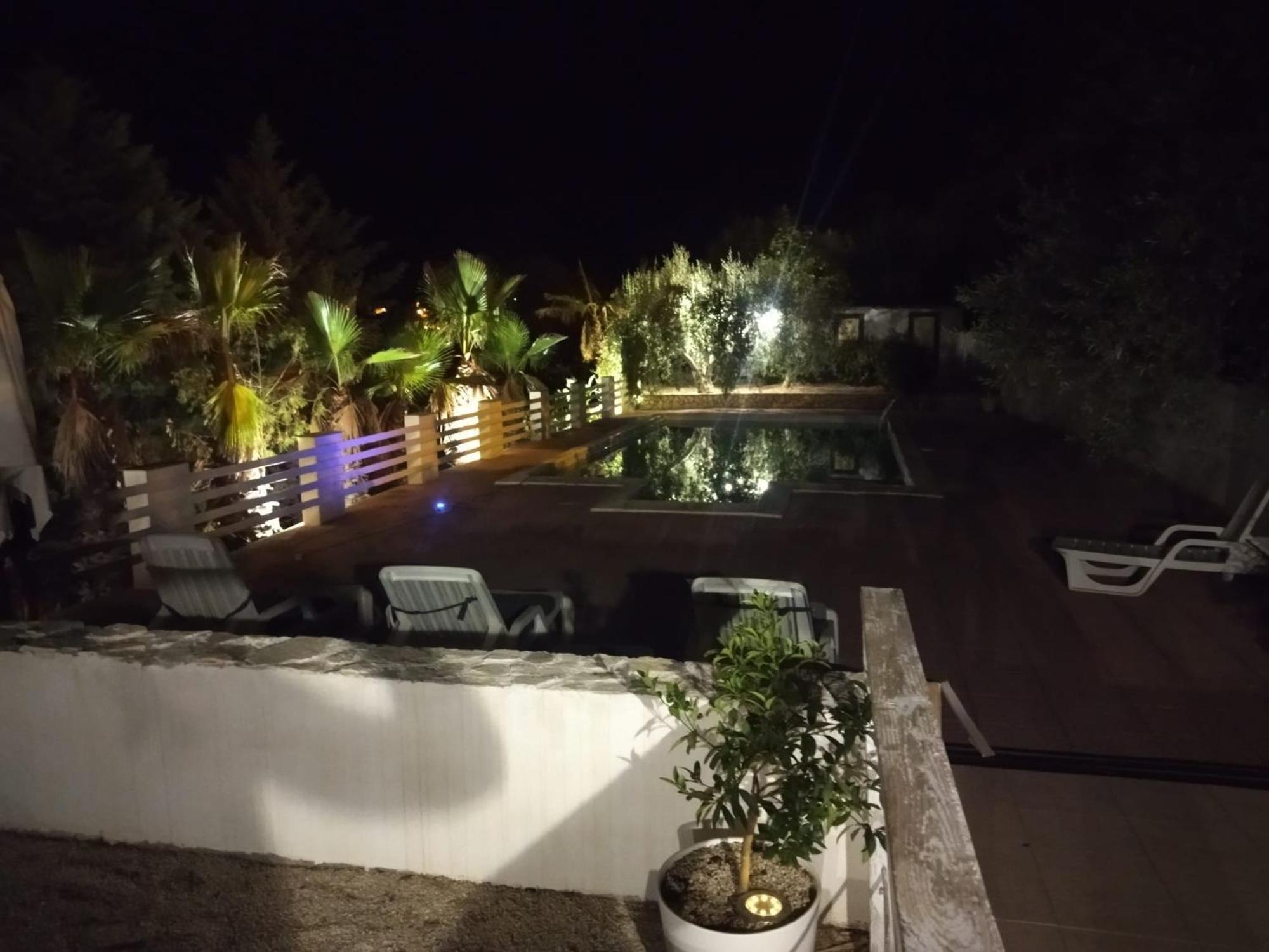 "San Placido Green House" Villa Con Piscina Castel di Iudica Exteriör bild